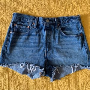 Levi's cut off shorts